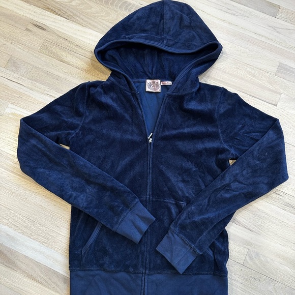 Juicy couture zip up - Picture 2 of 3